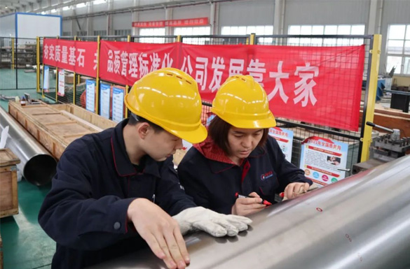 明媚的春光里，賽特人奮斗的樣子真颯